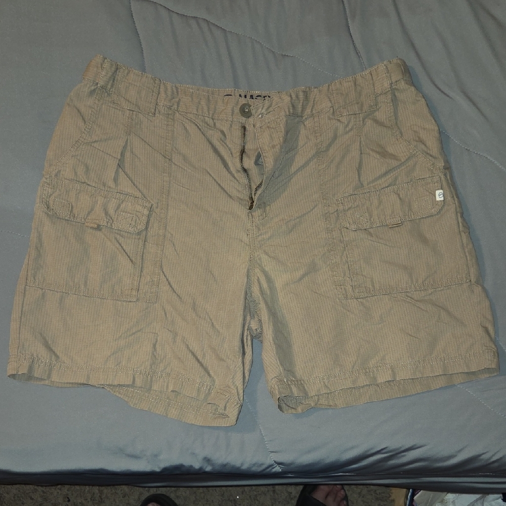 Men's Tan Cargo Shorts